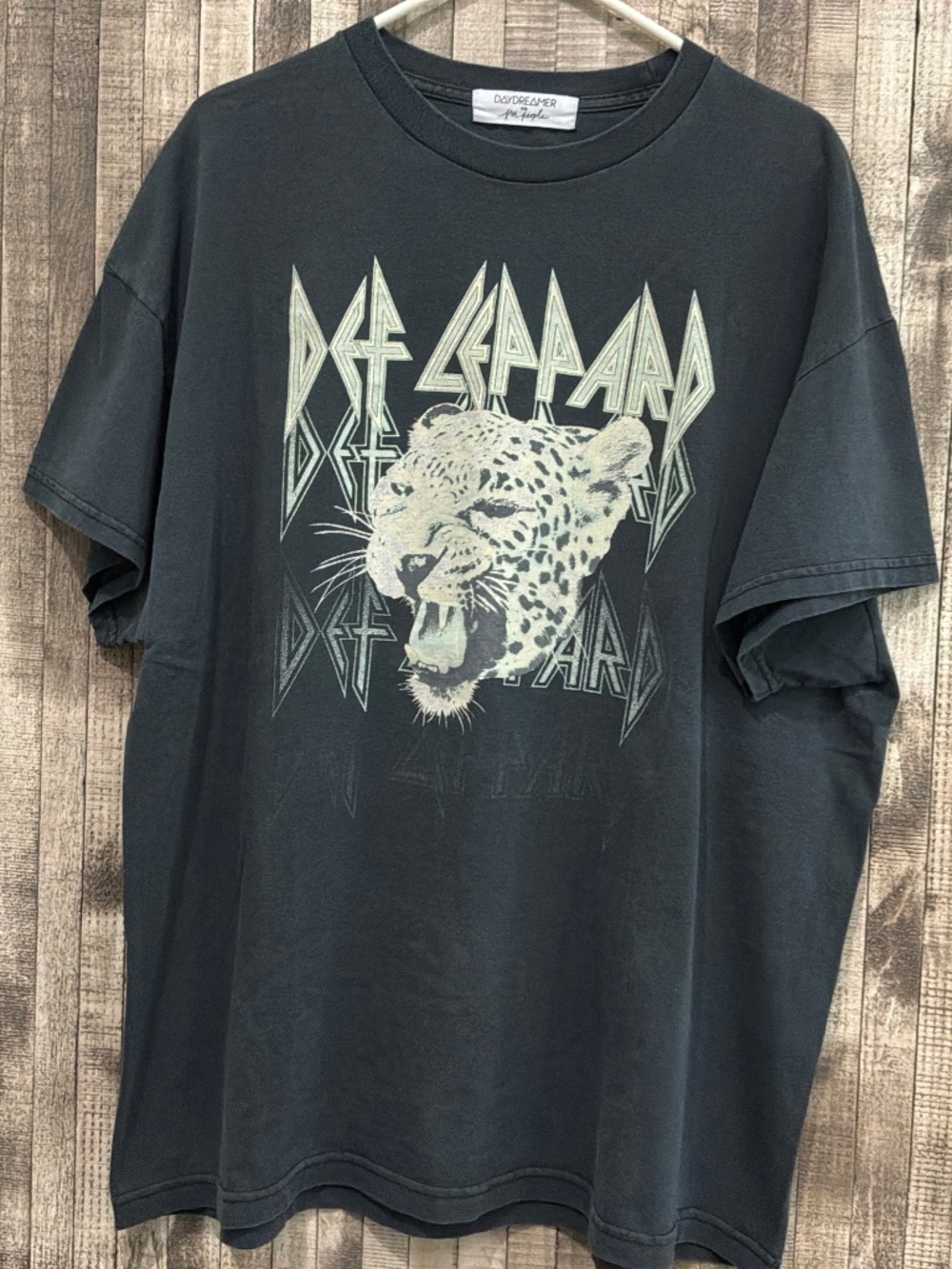 DAYDREAMER FOR FREE PEOPLE    DEF LEPPARD/LIKE NEW ❤️